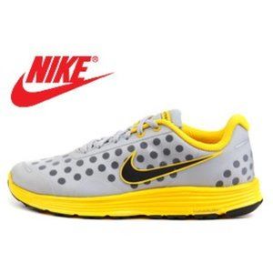 NIKE LIVESTRONG X LUNARSWIFT + 2 Grey Yellow LIVESTRONG SHOES! SIZE 8!